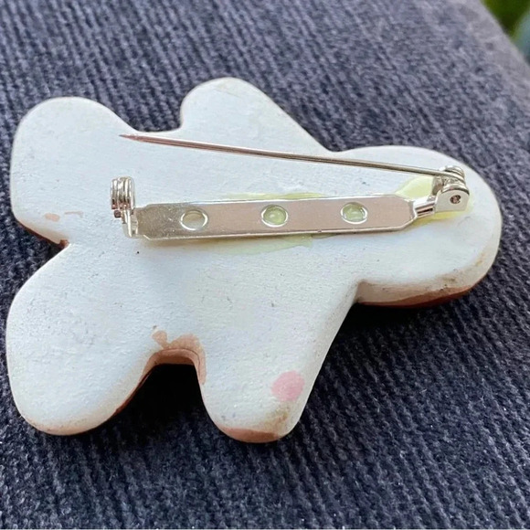 Gingerbread Brooch Christmas Holiday Baking Pin - Picture 2 of 6